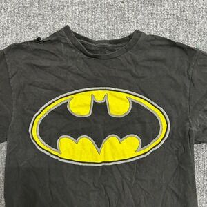 Batman Graphic T-Shirt Mens Size M Black Distressed Logo Short Sleeve DC Comics